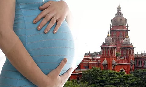 3-வது பிரசவத்திற்கு மகப்பேறு விடுப்பு வழங்க மறுப்பது நியாயமற்றது -சென்னை ஐகோர்ட்டு