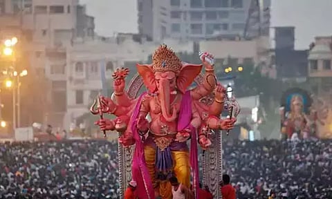 விநாயகர் ஊர்வலத்தில் குண்டு வைக்க சதி.? - உச்சகட்ட பரபரப்பில் மும்பை