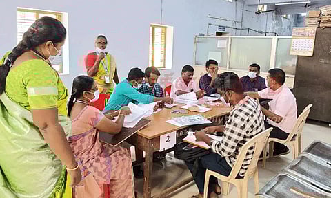 சென்னையில் கிராம உதவியாளர் பணியிடங்கள்; 10-ம் வகுப்பு முடித்தவர்கள் விண்ணப்பிக்கலாம்