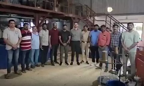 ஐதராபாத்தில் ரூ.12,000 கோடி மதிப்பிலான போதைப்பொருட்கள் பறிமுதல் - ஐ.டி. ஊழியர் உள்பட 12 பேர் கைது