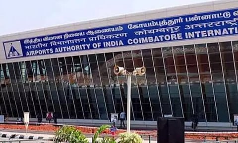 சிங்கப்பூரில் இருந்து கோவைக்கு கடத்தல்: விமான நிலையத்தில் ரூ.23 லட்சம் டிரோன்கள் பறிமுதல்