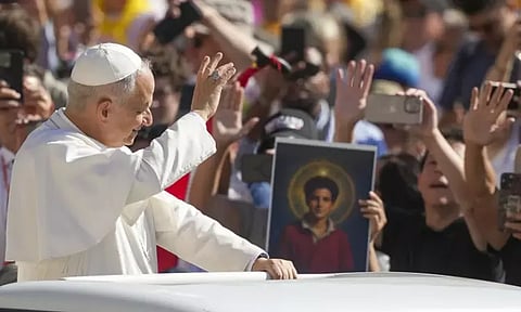 15 வயது சிறுவன் உள்பட 2 பேருக்கு புனிதர் பட்டம் - போப் லியோ வழங்கினார்