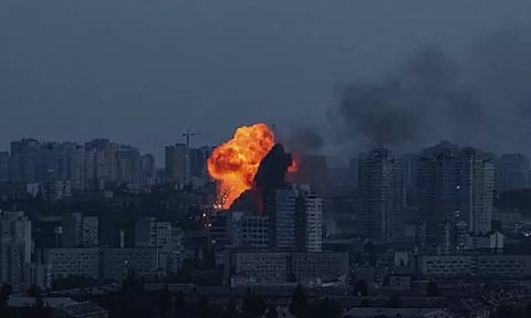 உக்ரைன் மீது ரஷியா ஏவுகணை தாக்குதல்; 20 பேர் பலி