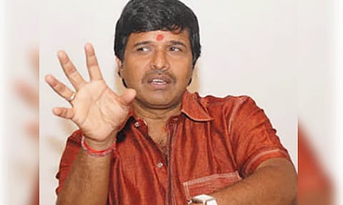 வரதட்சணை கேட்டு மருமகளை கொடுமைப்படுத்தியதாக பிரபல இயக்குனர் மீது வழக்குப்பதிவு