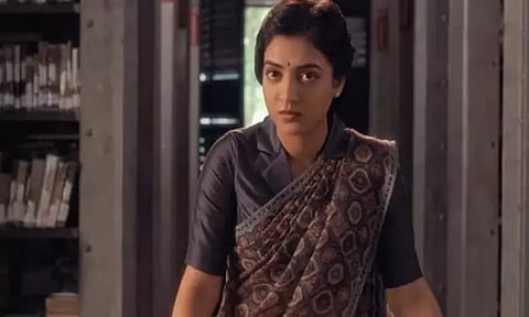 11 வருடங்களுக்கு பிறகு தமிழில் ரீ-என்ட்ரி ஆகும் பிரபல நடிகை