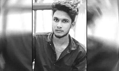 வீடியோ காலில் பேசியபோது தகராறு.. காதலியை மிரட்ட விளையாட்டாக வாலிபர் செய்த செயல்.. அடுத்து நடந்த கொடூரம்