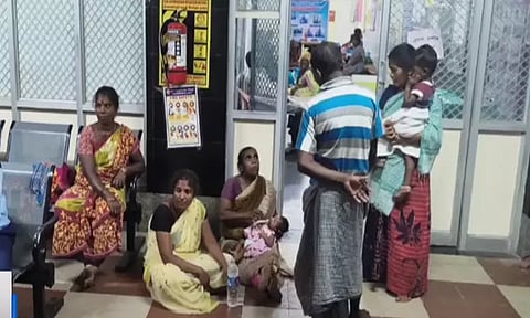 ஊசி போட்ட கர்ப்பிணிகள் உட்பட 36 பேருக்கு திடீர் நடுக்கம், காய்ச்சல் - அரசு மருத்துவமனையில் பரபரப்பு