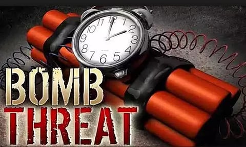 டெல்லியில் பிரபல பள்ளிகளுக்கு வெடிகுண்டு மிரட்டல்