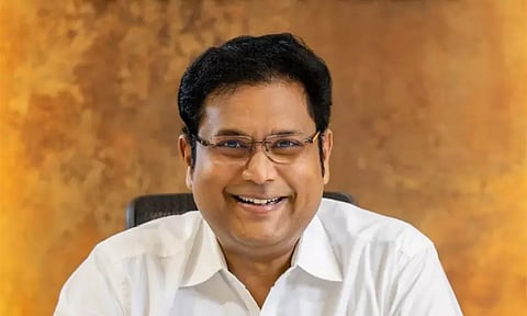 சும்மா கண்ட கேள்விக்கு எல்லாம் பதில் சொல்ல முடியாது- டி.ஆர்.பி.ராஜா