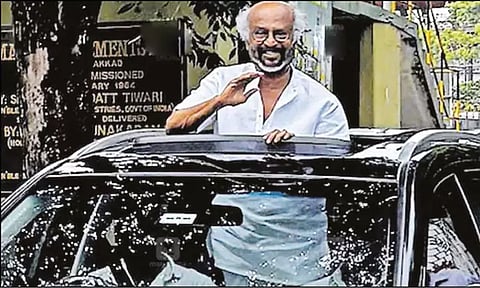 ஜெயிலர்-2 படப்பிடிப்பு: நடிகர் ரஜினிகாந்தை வரவேற்ற ரசிகர்கள்