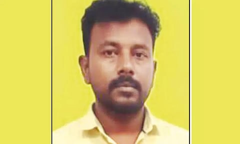 பட்டா பெயர் மாற்ற ரூ.25 ஆயிரம் லஞ்சம் வாங்கிய கிராம நிர்வாக அலுவலர் கைது