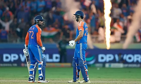 ஆசிய கோப்பை இறுதிப்போட்டி: பாகிஸ்தானை வீழ்த்தி இந்தியா 'சாம்பியன்'