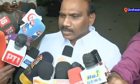 விஜய் கரூரில் களத்தில் நிற்காதது ஏன்? - ஆ.ராசா கேள்வி