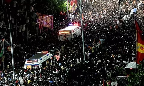 விஜய் பிரசாரத்தின்போது அடிக்கடி ஆம்புலன்ஸ் வந்தது ஏன்? - அரசு தரப்பு விளக்கம்