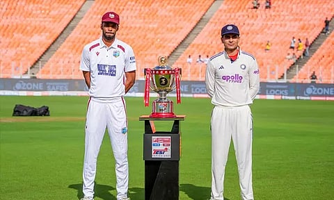 இந்தியாவுக்கு எதிரான முதலாவது டெஸ்ட்: டாஸ் வென்ற வெஸ்ட் இண்டீஸ் பேட்டிங் தேர்வு