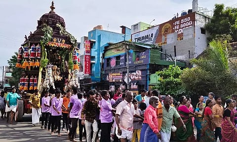 ஸ்ரீவில்லிபுத்தூர் பெரிய பெருமாள் கோவிலில் பிரம்மோற்சவ விழா தேரோட்டம்