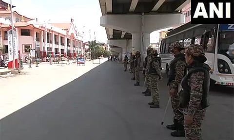 மணிப்பூரில் தடை செய்யப்பட்ட ஆயுதக்குழுக்களைச் சேர்ந்த 10 பேர் கைது