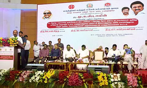 அமைச்சர்கள் தலைமையில் வடகிழக்கு பருவமழை பணிகள் குறித்து ஆலோசனை கூட்டம்