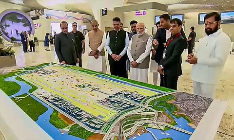 நவிமும்பை விமான நிலையத்தை திறந்து வைத்தார் பிரதமர் மோடி