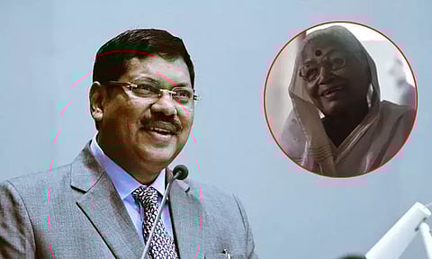 காலணி வீசிய விவகாரம்; சுப்ரீம் கோர்ட்டு தலைமை நீதிபதி கவாய் குடும்பத்தினர் கூறியது என்ன?