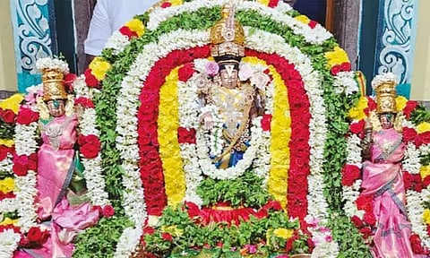 புரட்டாசி கடைசி சனிக்கிழமை: பெருமாள் கோவில்களில் சிறப்பு பூஜை.. ஏராளமான பக்தர்கள் தரிசனம்