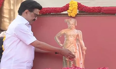 வீரபாண்டிய கட்டபொம்மன் நினைவுதினம்: முதல்-அமைச்சர் மு.க.ஸ்டாலின் மரியாதை