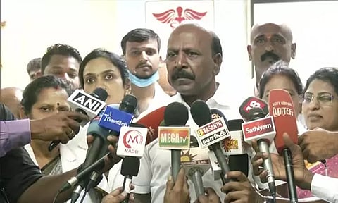 சென்னை கீழ்ப்பாக்கம் மருத்துவமனையில் சிறப்பு வார்டில் 89 பேருக்கு சிகிச்சை; அமைச்சர் மா. சுப்ரமணியன் ஆய்வு