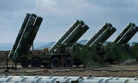 ரஷியாவிடம் இருந்து ரூ.10 ஆயிரம் கோடிக்கு ஏவுகணைகள் வாங்க இந்தியா திட்டம்