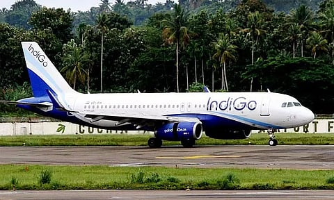 எரிபொருள் கசிவு: ஸ்ரீநகர் புறப்பட்ட இண்டிகோ விமானம் அவசர அவசரமாக தரையிறக்கம்