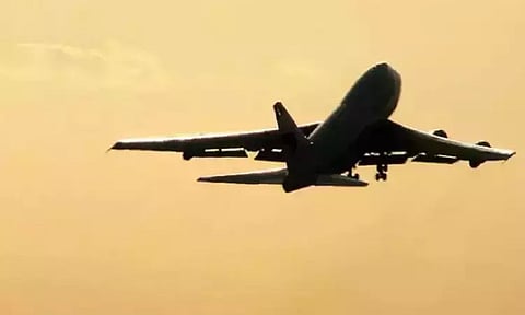 டெல்லியில் இருந்து பாட்னா சென்ற விமானத்தில் கோளாறு