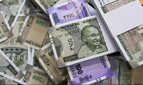 8-வது ஊதியக் குழுவை அமைத்து மத்திய அரசு அறிவிப்பு