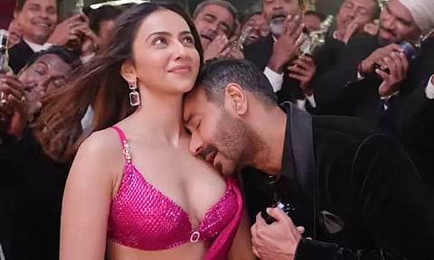 அஜய் தேவ்கனுடன் ரகுல்பிரீத் சிங் கவர்ச்சி நடனம்.. வைரலாகும் பாடல்