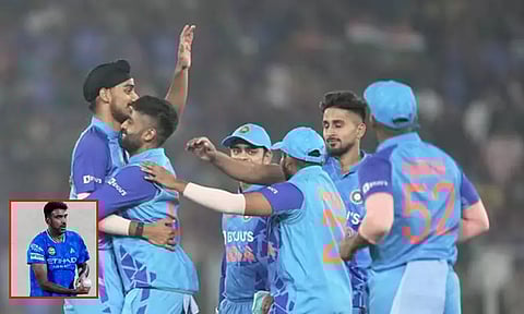 தயவு செய்து அவரை விளையாட விடுங்கள் - இந்திய வீரருக்கு அஸ்வின் ஆதரவு