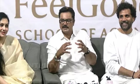 ‘நடிகர்கள் அரசியலுக்கு வரலாம்... ஆனால் அரசியலில் நடிக்கக் கூடாது’ - சரத்குமார்