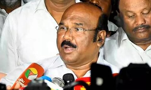 வாக்காளர் பட்டியல் திருத்தம் வழக்கமான நடைமுறைதான் - ஜெயக்குமார் கருத்து