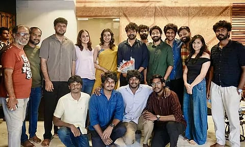 ‘ஆரோமலே’ படத்தைப் பார்த்து படக்குழுவை வாழ்த்திய சிவகார்த்திகேயன்