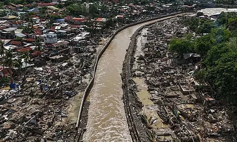 பிலிப்பைன்சை புரட்டிப்போட்ட சூறாவளி; 140 பேர் பலி - தேசிய பேரிடராக அறிவிப்பு
