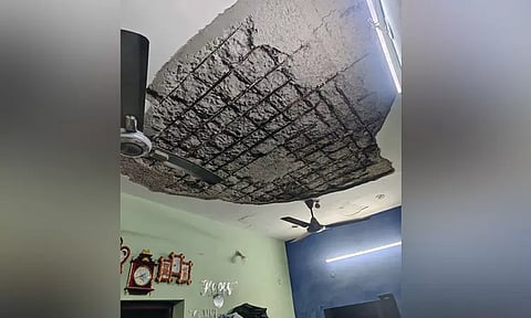 தூத்துக்குடி: வீட்டின் கான்கிரீட் மேற்கூரை இடிந்து விழுந்ததில் பெண் குழந்தை பலி; தாய் படுகாயம்