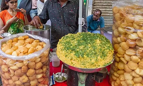 பானிபூரி கடைகளுக்கும் உணவு பாதுகாப்புத்துறை உரிமம் கட்டாயம்