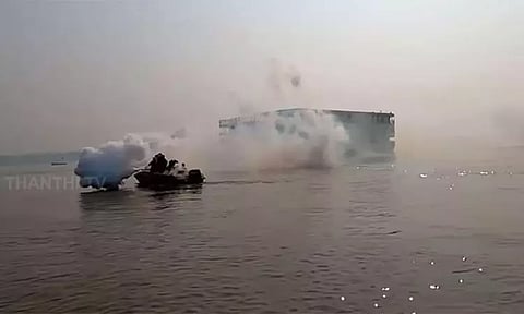 பயங்கரவாத ஊடுருவலை தடுப்பது குறித்து கங்கையில் பாதுகாப்பு படையினர் ஒத்திகை