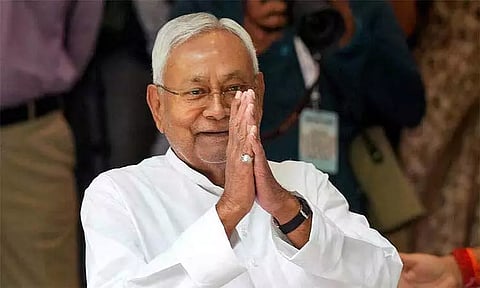 பீகார் முதல்-மந்திரியாக நாளை பதவியேற்கிறார் நிதிஷ் குமார்