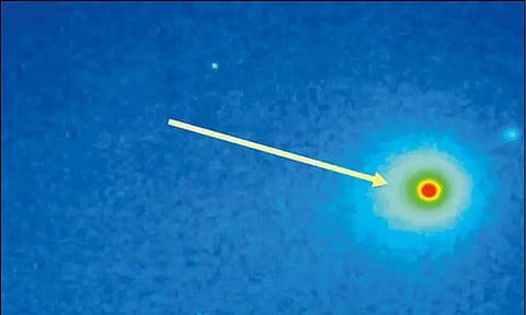 விஞ்ஞானிகள் எடுத்த அபூர்வ வகை வால்மீன் புகைப்படம்