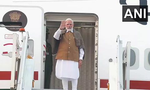 ஜி20 உச்சி மாநாடு: 3 நாள் பயணமாக தென்ஆப்பிரிக்கா புறப்பட்டார் பிரதமர் மோடி