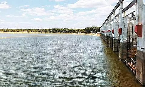 பூண்டி ஏரியில் இருந்து உபரிநீர் திறப்பு நிறுத்தம்