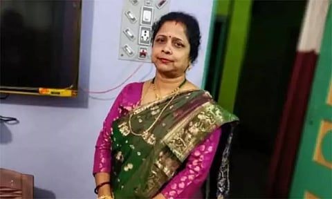 மேற்கு வங்காளத்தில் மற்றொரு சம்பவம்: வாக்குச்சாவடி நிலை அலுவலர் தற்கொலை