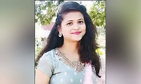 மனரீதியிலான தொல்லை கொடுத்த கணவர்... திருமணமான 7 மாதத்தில் புதுப்பெண் எடுத்த விபரீத முடிவு