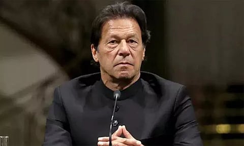 இம்ரான்கானை சந்திக்க குடும்பத்தினருக்கு அனுமதி