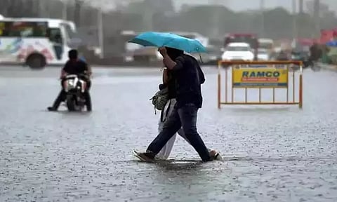 மதியம் 1 மணி வரை மழைக்கு வாய்ப்புள்ள மாவட்டங்கள்