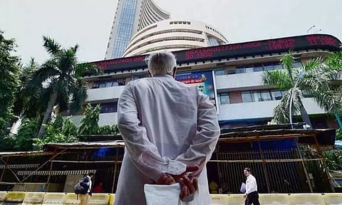 சரிவுடன் நிறைவடைந்த இந்திய பங்குச்சந்தை; இன்றைய நிலவரம்