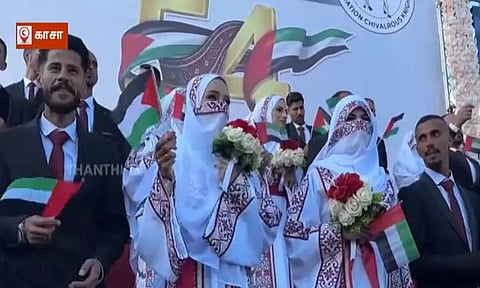 போரால் பாதிக்கப்பட்ட பாலஸ்தீனத்தில் 54 ஜோடிகளுக்கு ஒரே நேரத்தில் திருமணம்